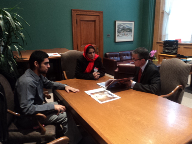 CHURCHES OF PAKISTAN PRESENTATION TO MR. AGOP EEVERKLIAN